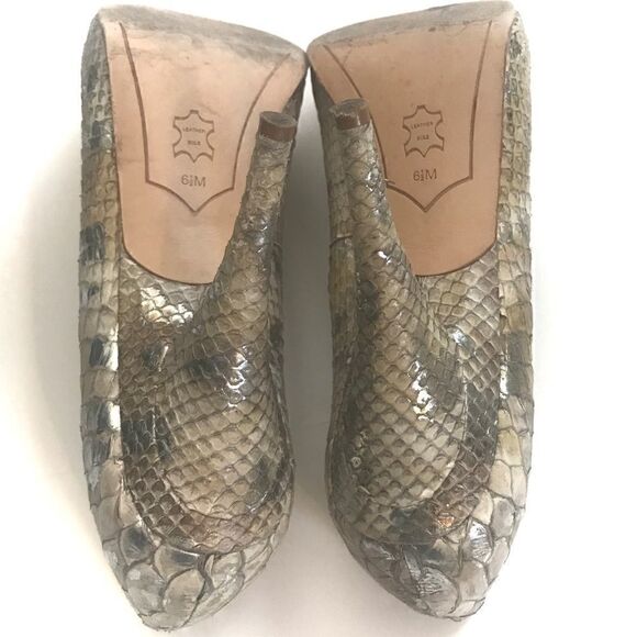Joan & David Metallic Peep Toe Pumps - Picture 7 of 8